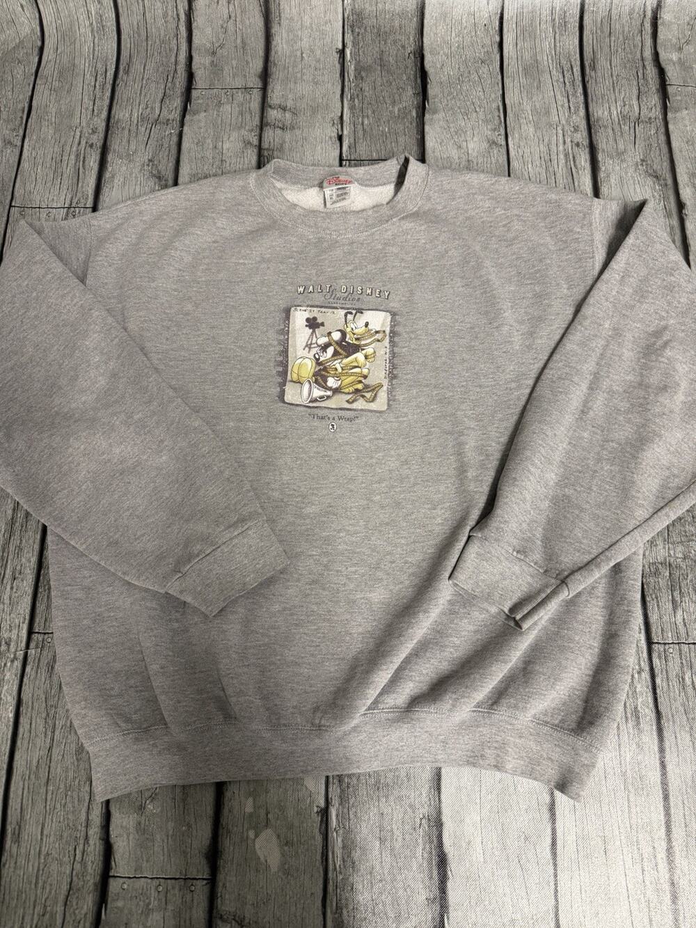 Vintage 90s Walt Disney Studios Mickey & Pluto Crewneck Sweatshirt XL Grey